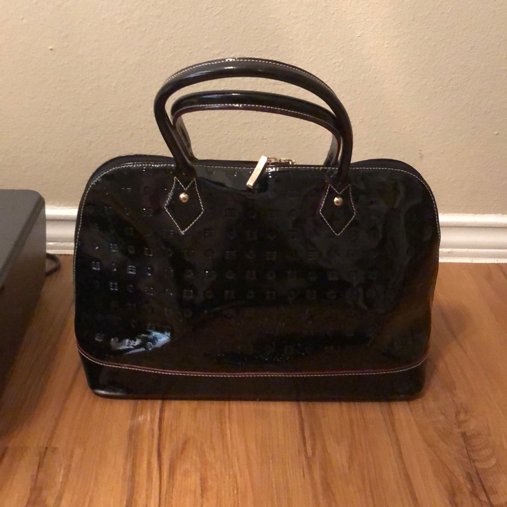 ARCADIA Black patent leather bag